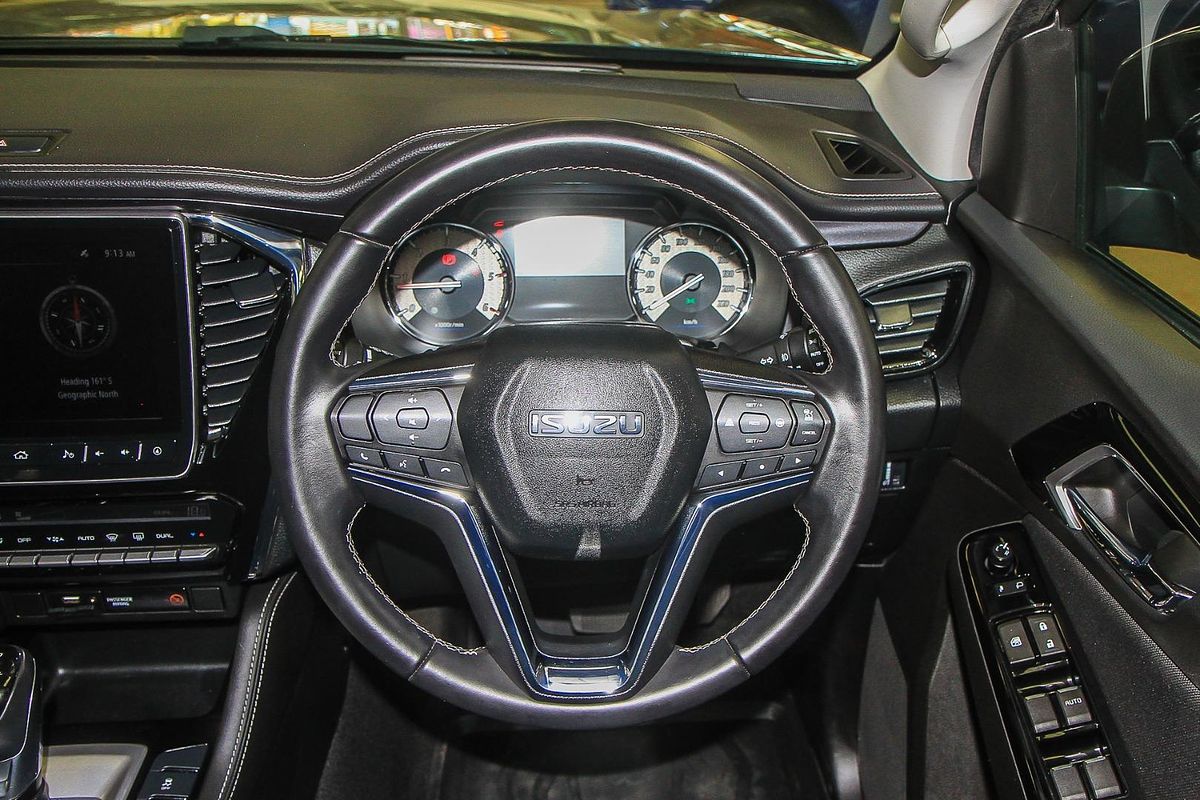 2023 Isuzu MU-X LS-U