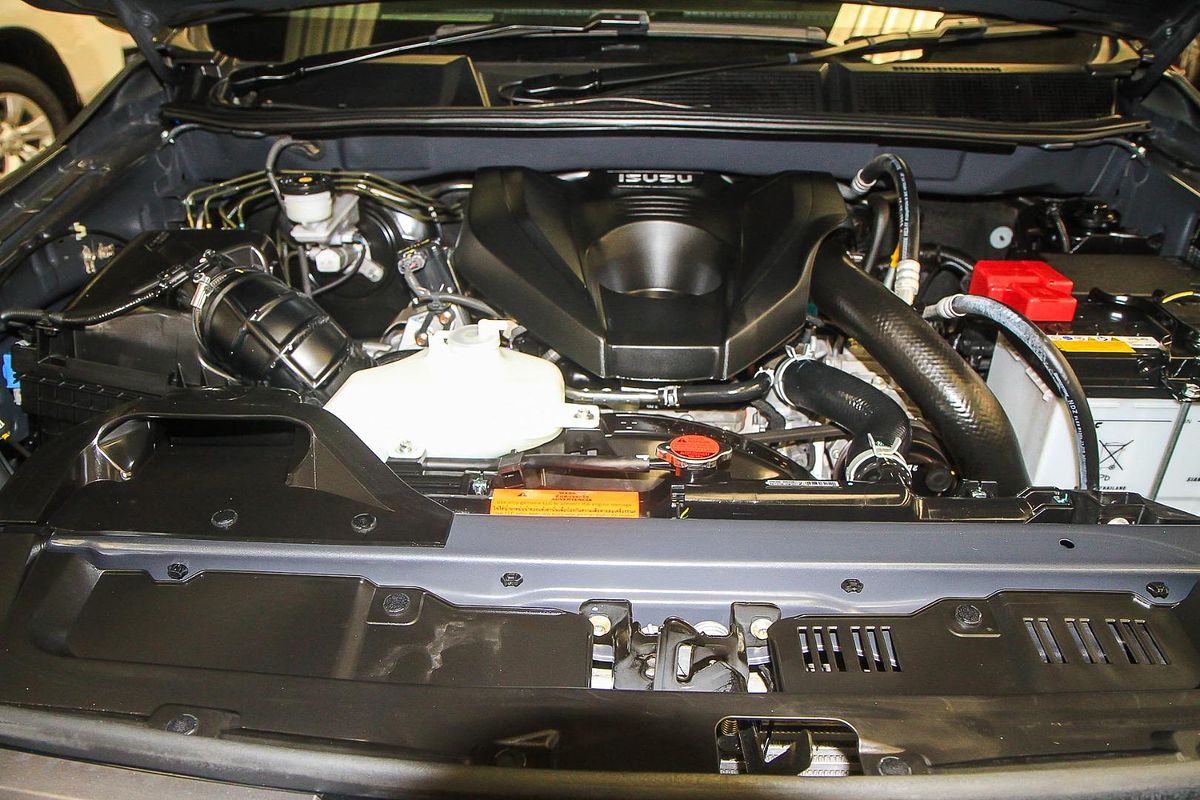 2023 Isuzu MU-X LS-U
