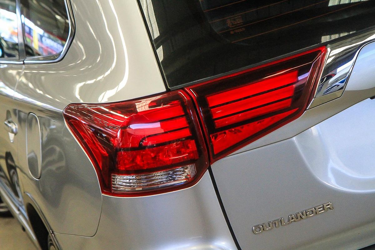 2019 Mitsubishi Outlander ES ZL