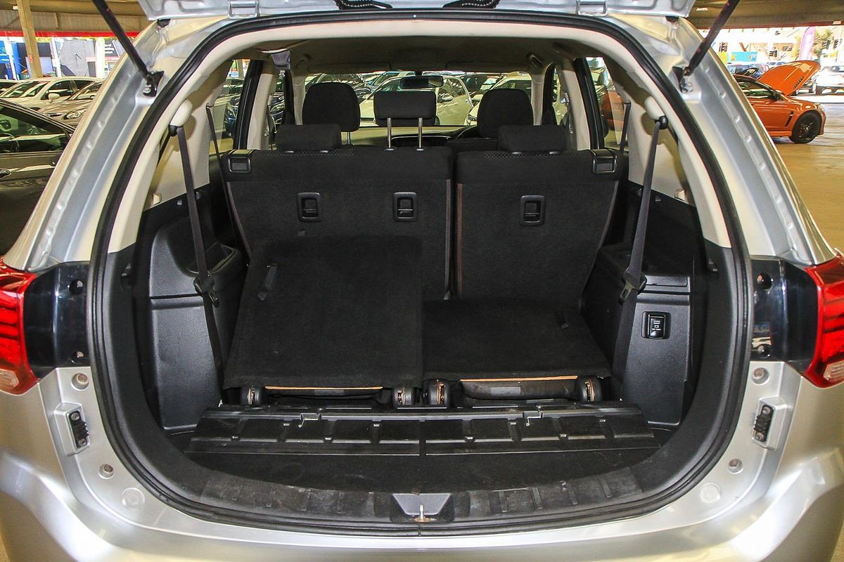 2019 Mitsubishi Outlander ES ZL