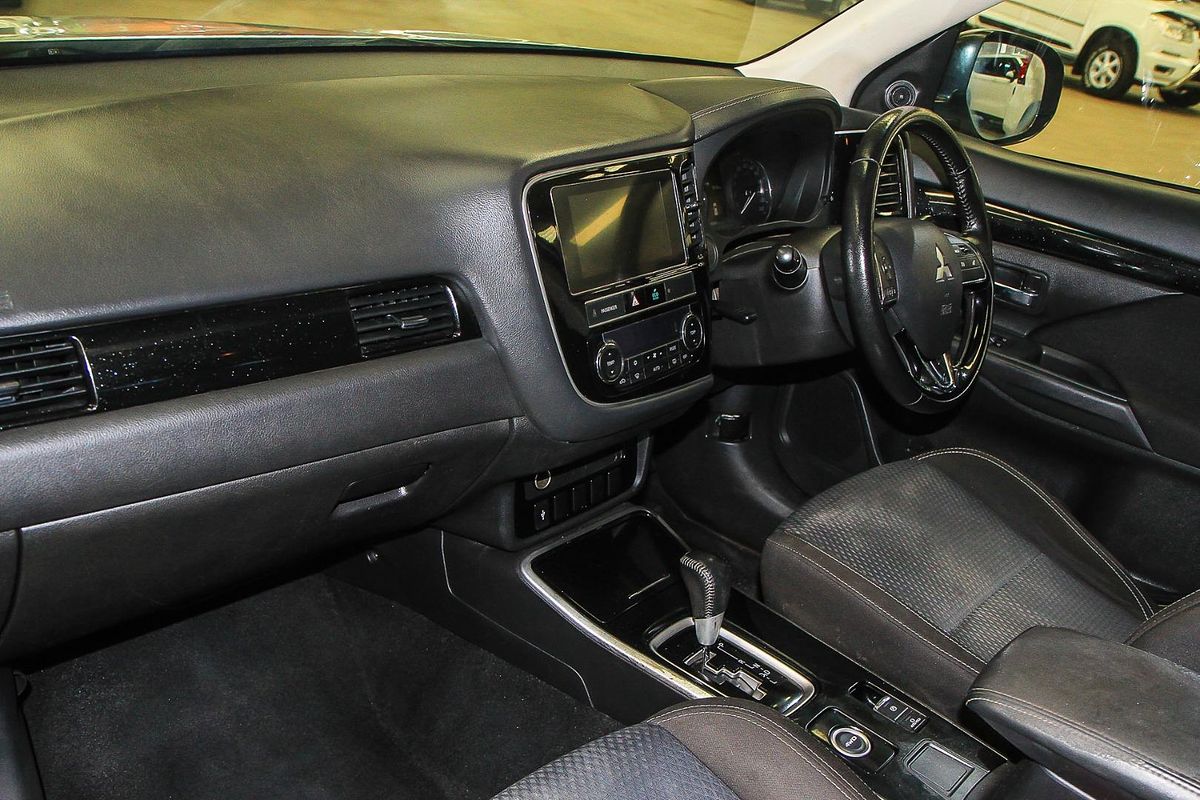 2019 Mitsubishi Outlander ES ZL