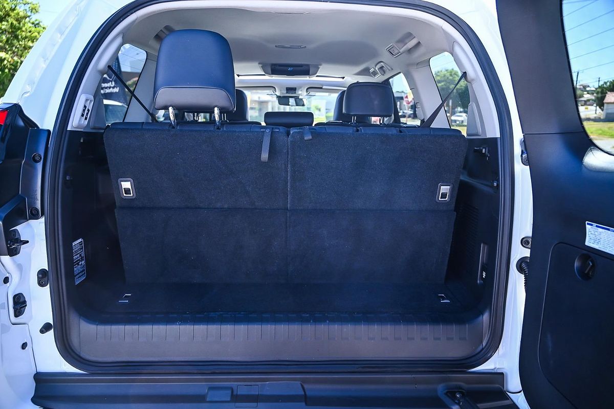 2023 Toyota Landcruiser Prado Kakadu GDJ150R