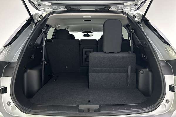 2024 Mitsubishi Outlander LS ZM