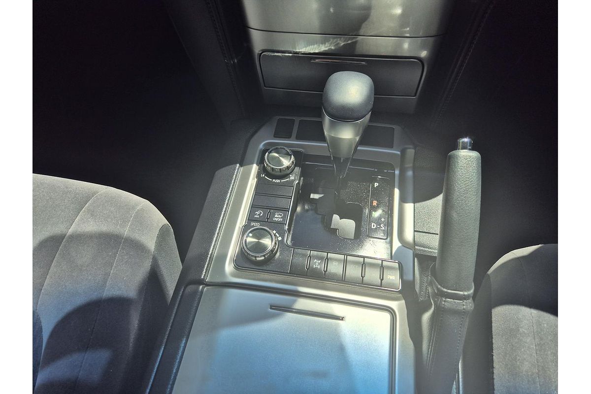 2021 Toyota Landcruiser GXL VDJ200R