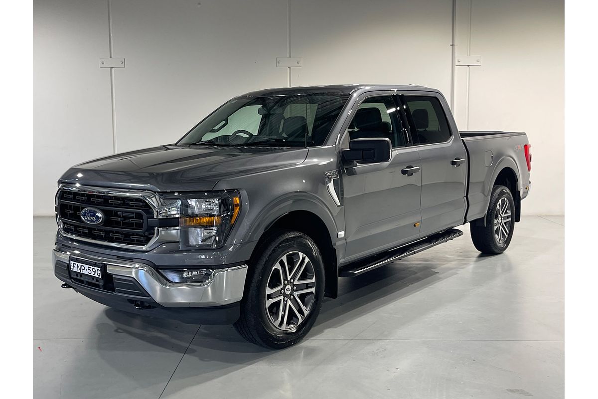 2023 Ford F-150 XLT  4X4 LWB