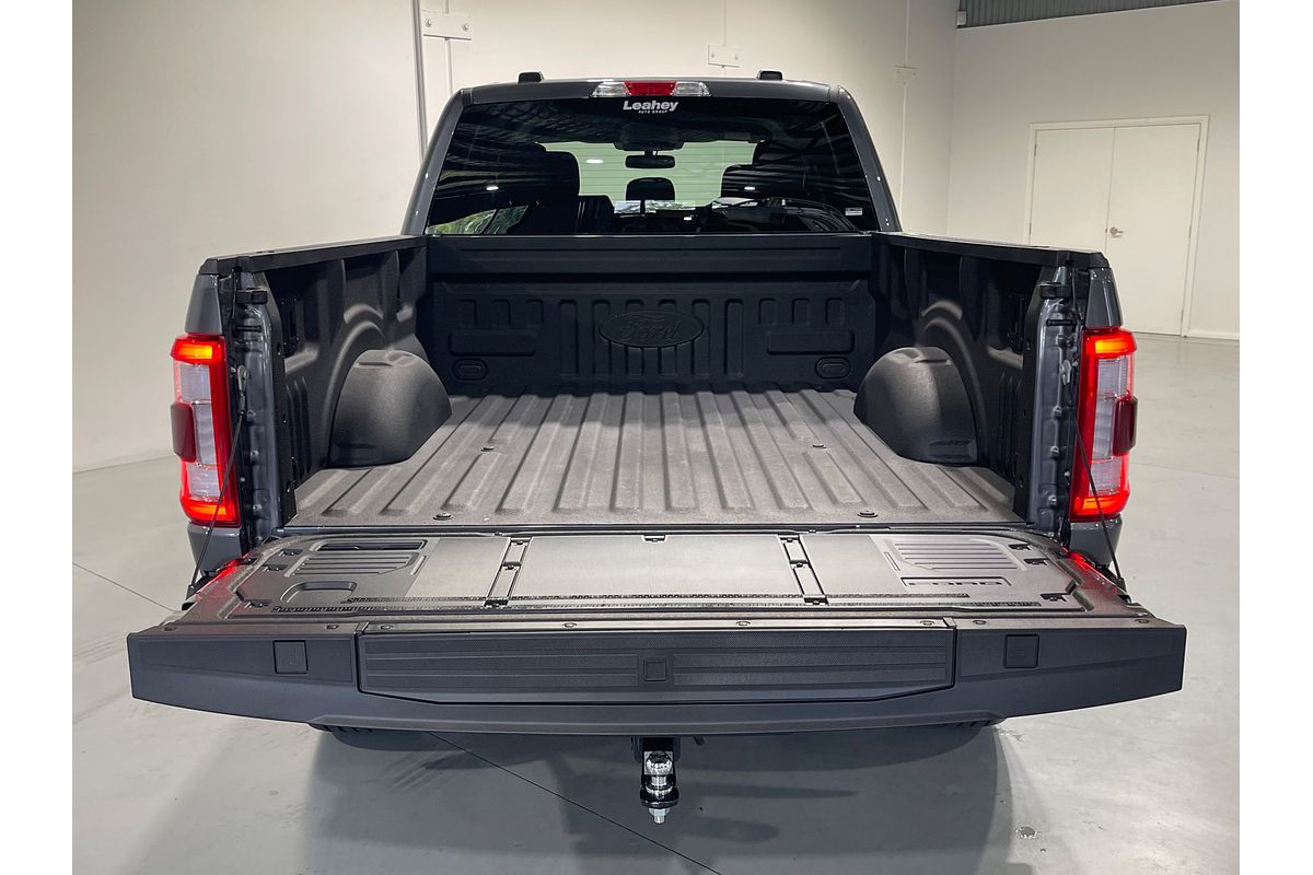 2023 Ford F-150 XLT  4X4 LWB