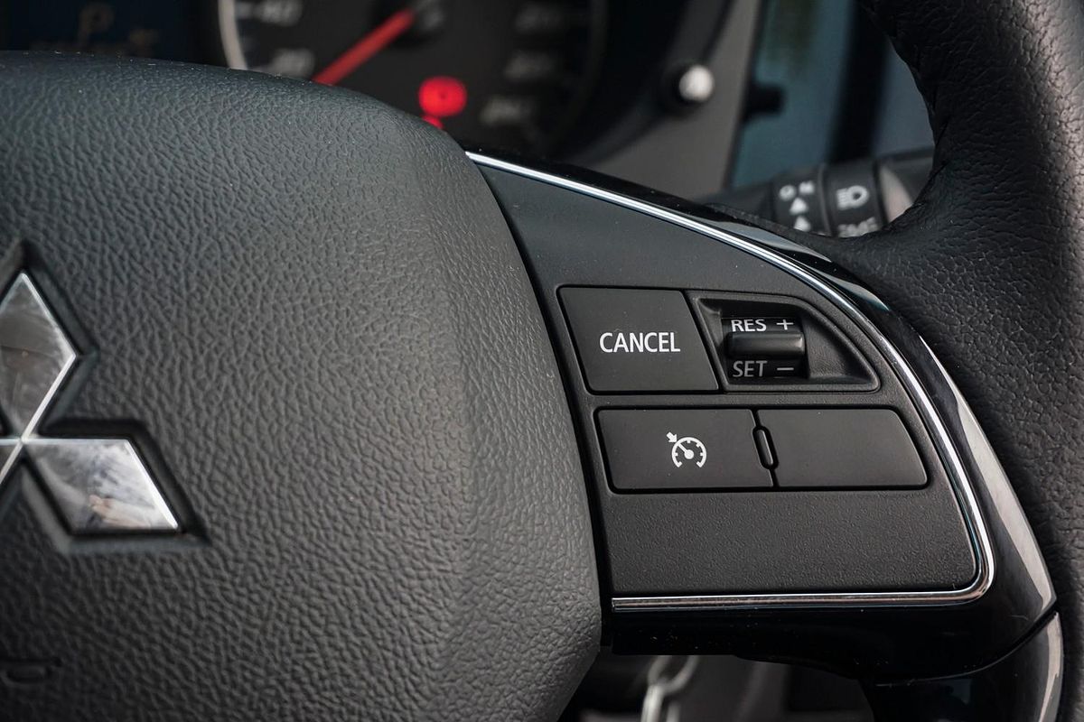 2016 Mitsubishi Outlander LS ZK