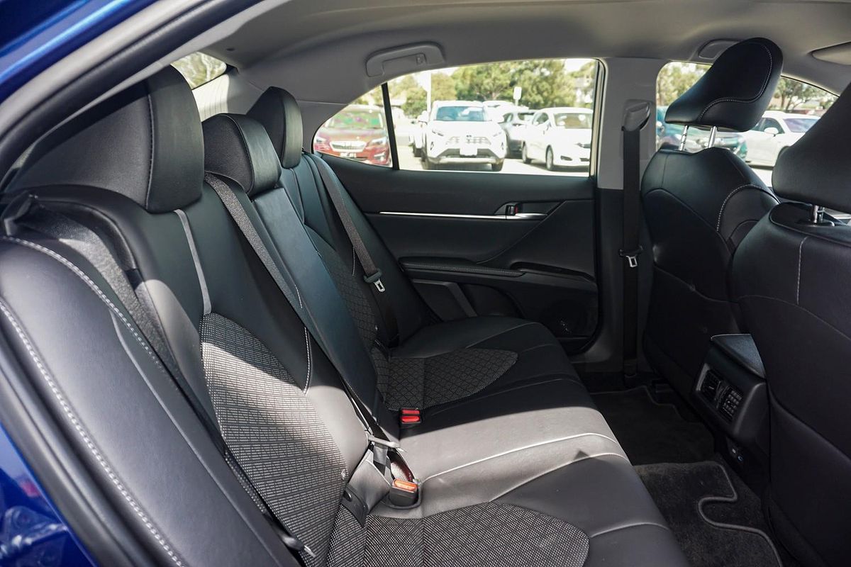 2023 Toyota Camry SX AXVH70R