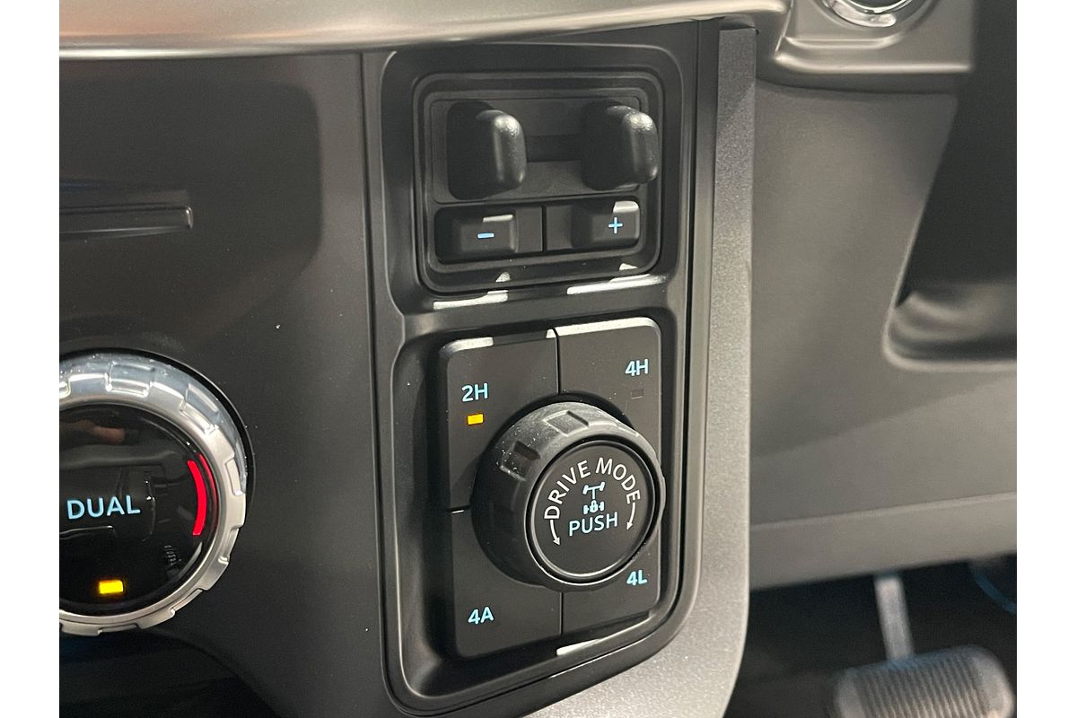 2023 Ford F-150 Lariat  4X4 LWB