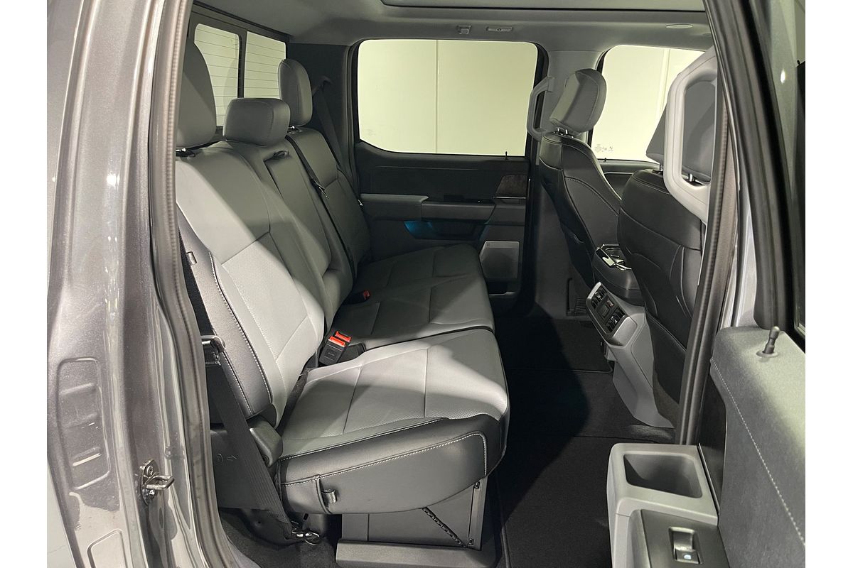 2023 Ford F-150 Lariat  4X4 LWB