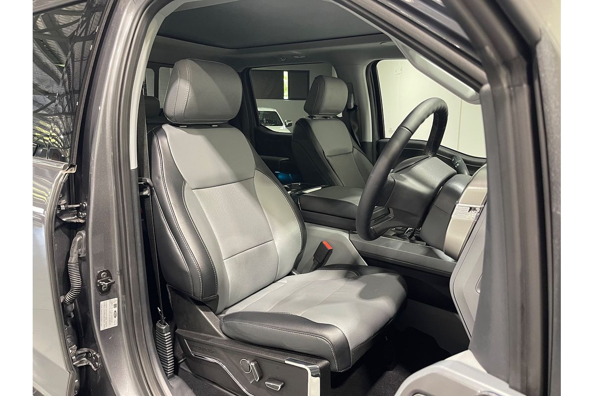 2023 Ford F-150 Lariat  4X4 LWB