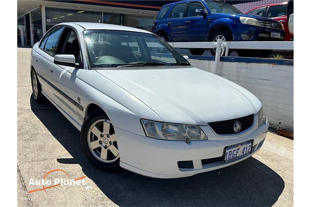 2002 Holden COMMODORE ACCLAIM VY