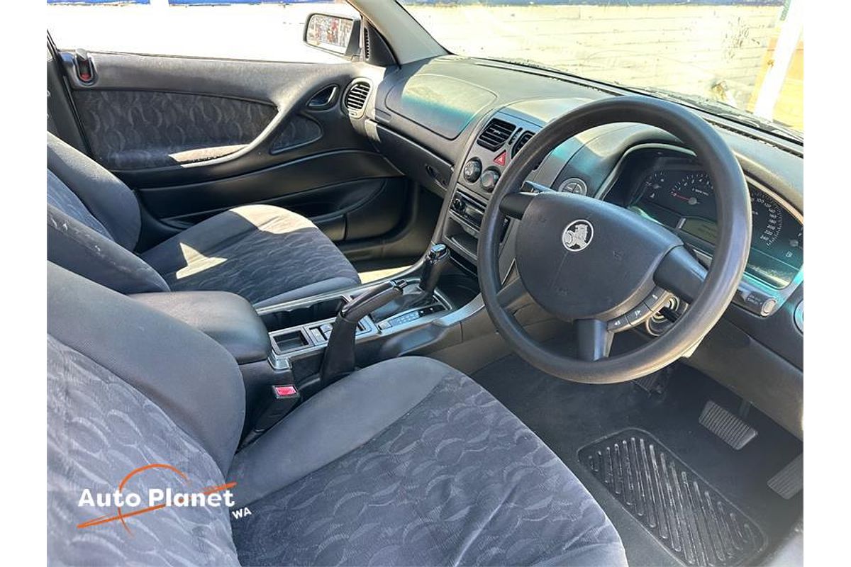 2002 Holden COMMODORE ACCLAIM VY