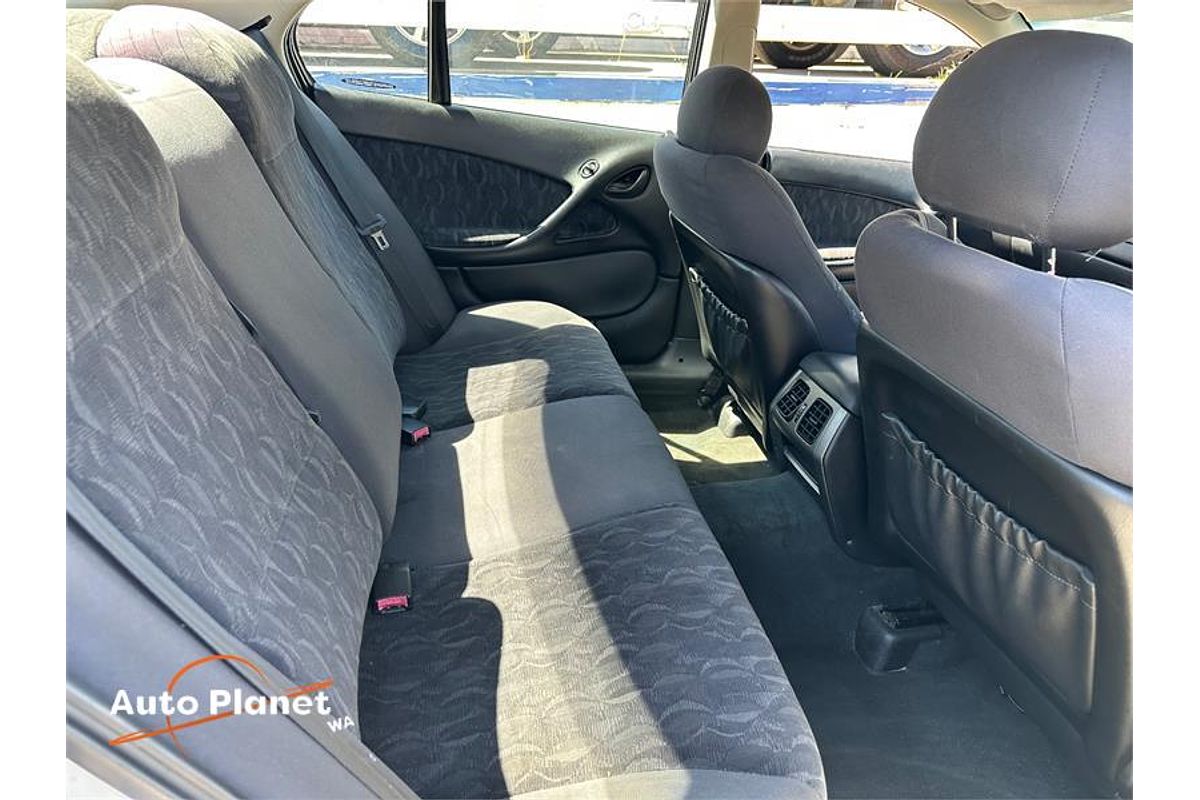 2002 Holden COMMODORE ACCLAIM VY