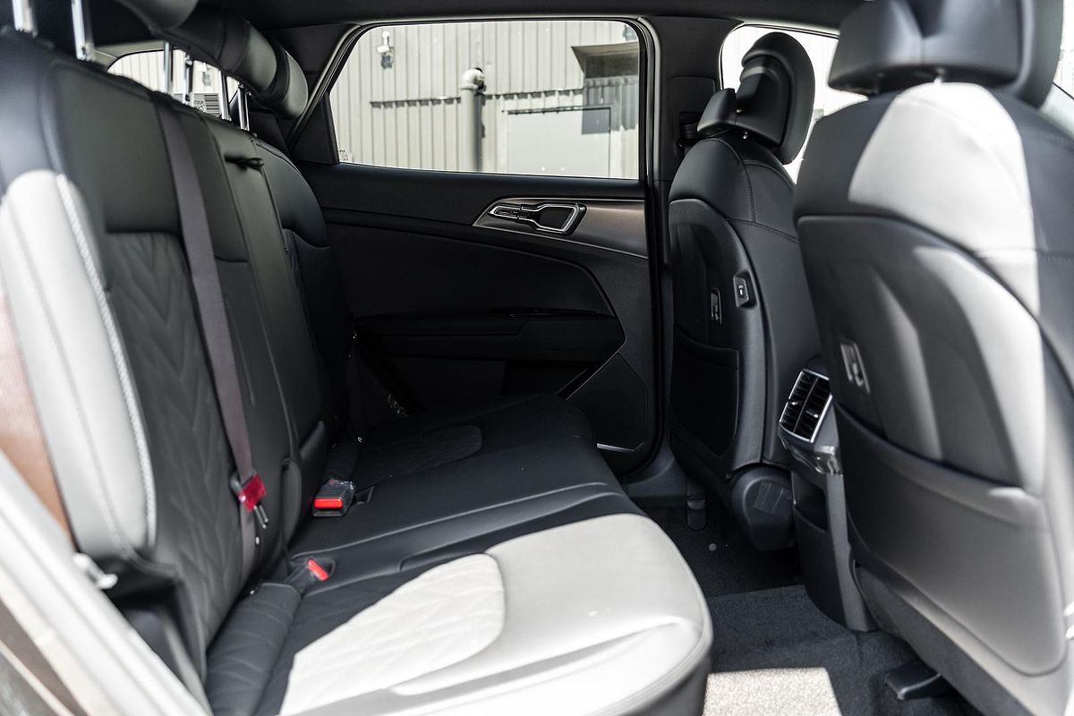 2025 Kia Sportage SX+ NQ5