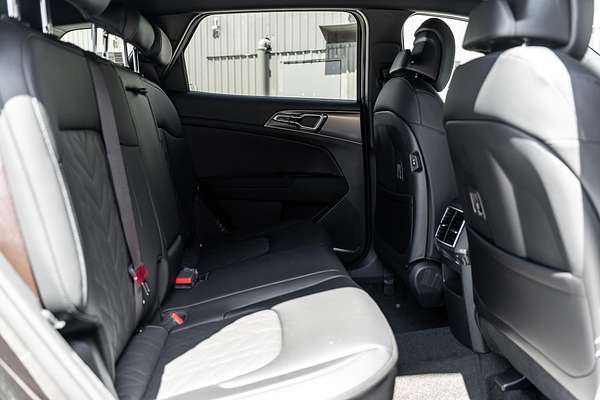 2025 Kia Sportage SX+ NQ5