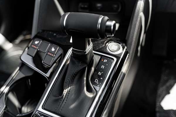 2025 Kia Sportage SX+ NQ5
