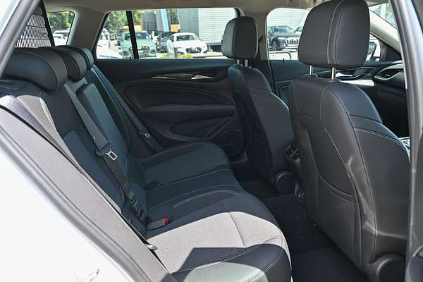 2018 Holden Commodore RS ZB