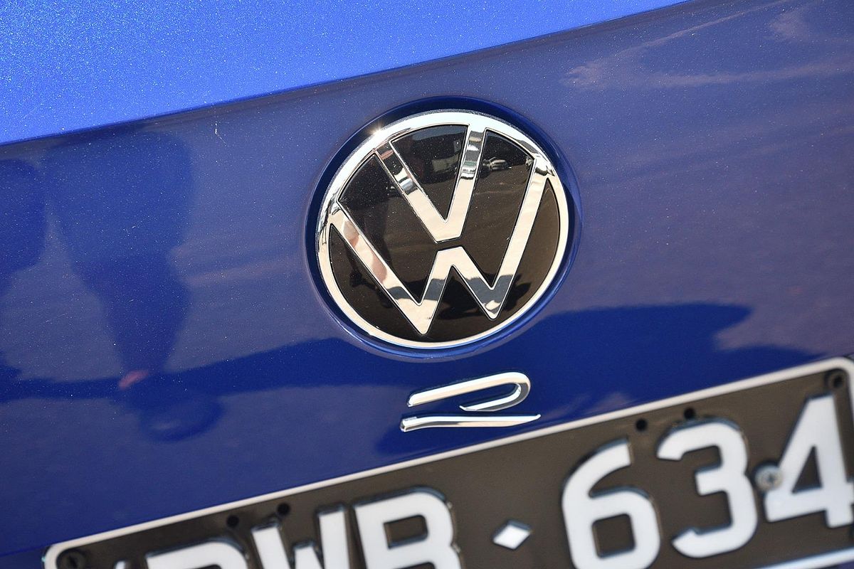 2022 Volkswagen Golf R 8