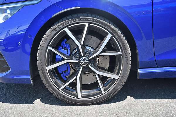 2022 Volkswagen Golf R 8