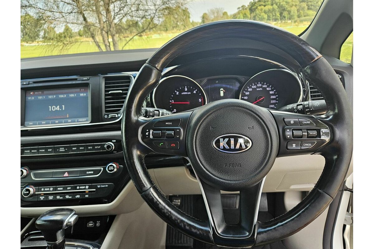 2017 Kia Carnival Platinum YP MY17