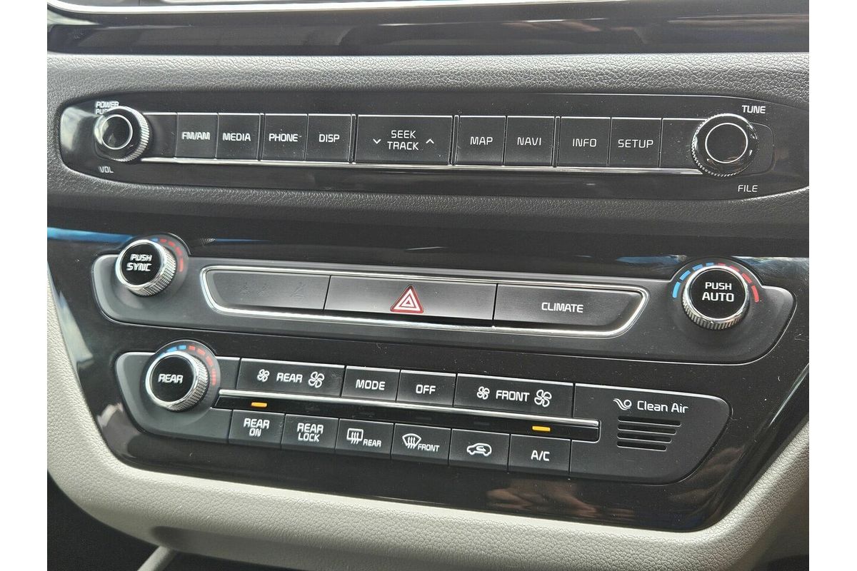 2017 Kia Carnival Platinum YP MY17