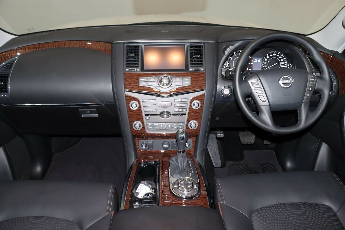 2023 Nissan Patrol Ti-L Y62