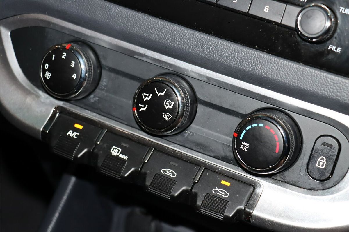 2015 Kia Rio S UB