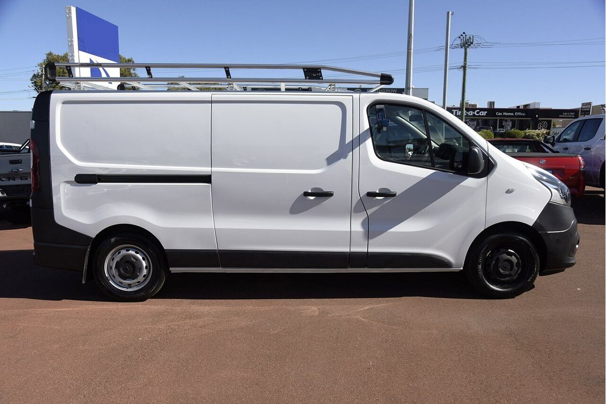 2021 Mitsubishi Express GLX SN LWB