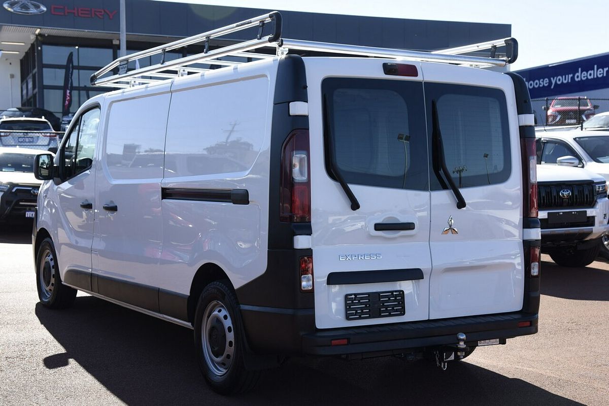 2021 Mitsubishi Express GLX SN LWB