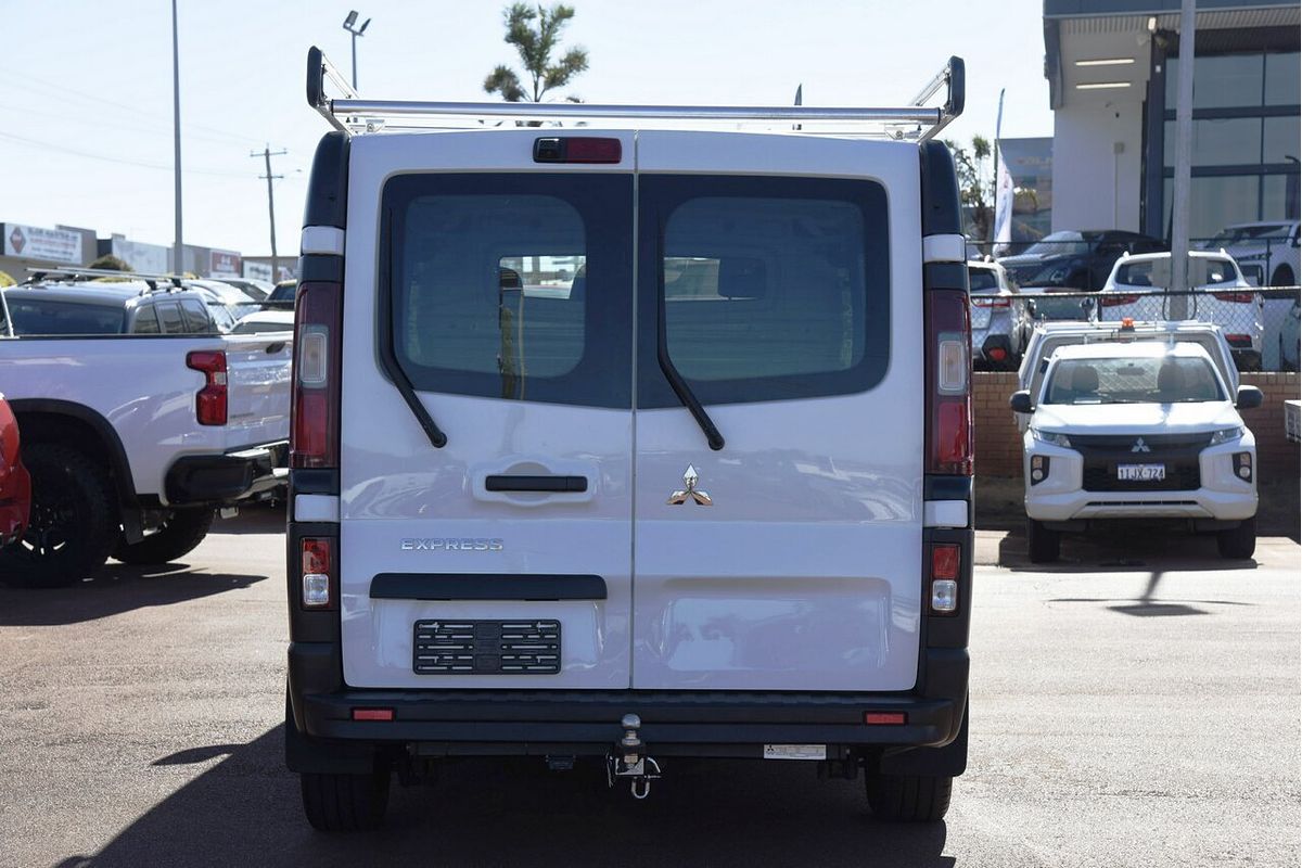 2021 Mitsubishi Express GLX SN LWB