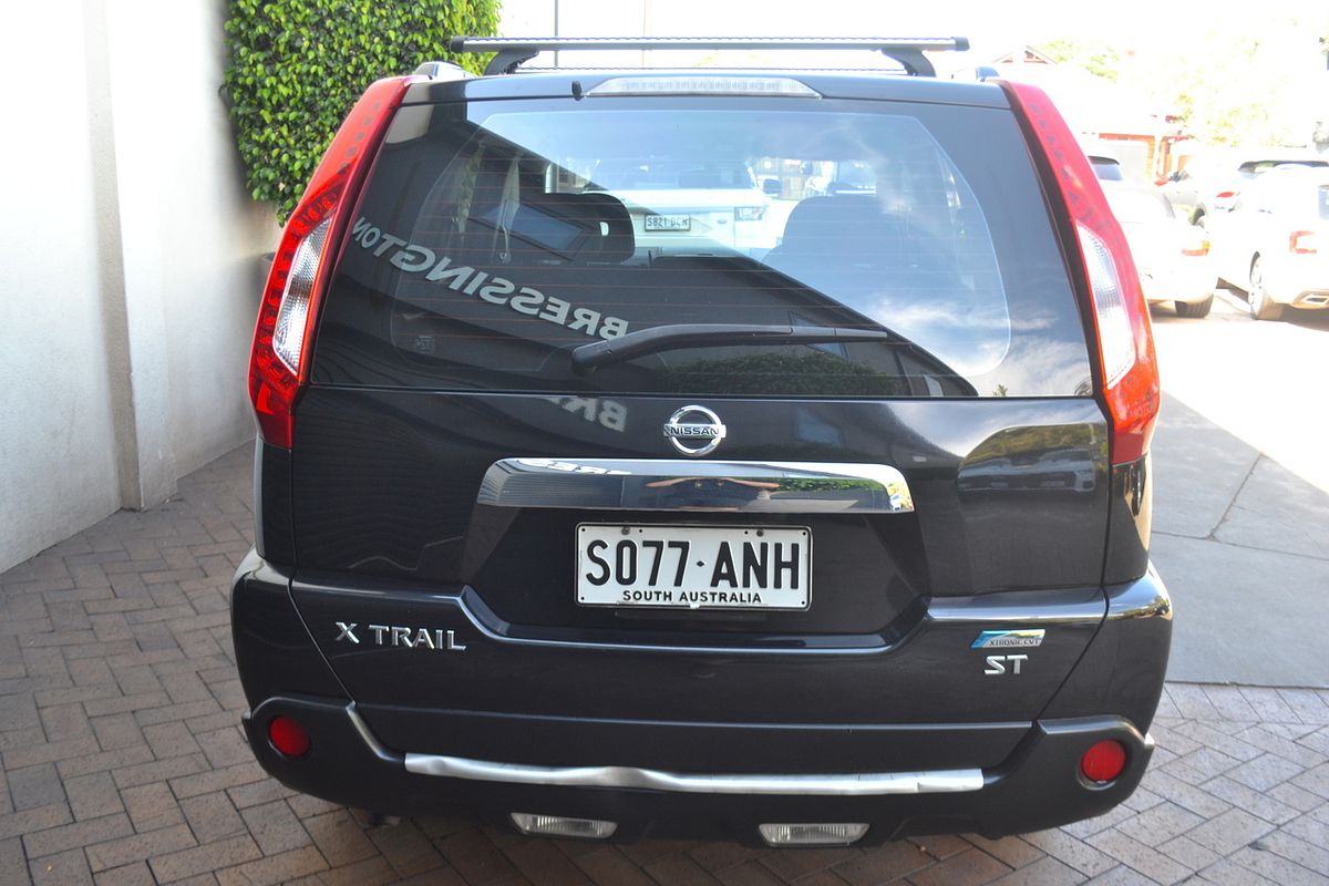 2011 Nissan X-TRAIL ST T31