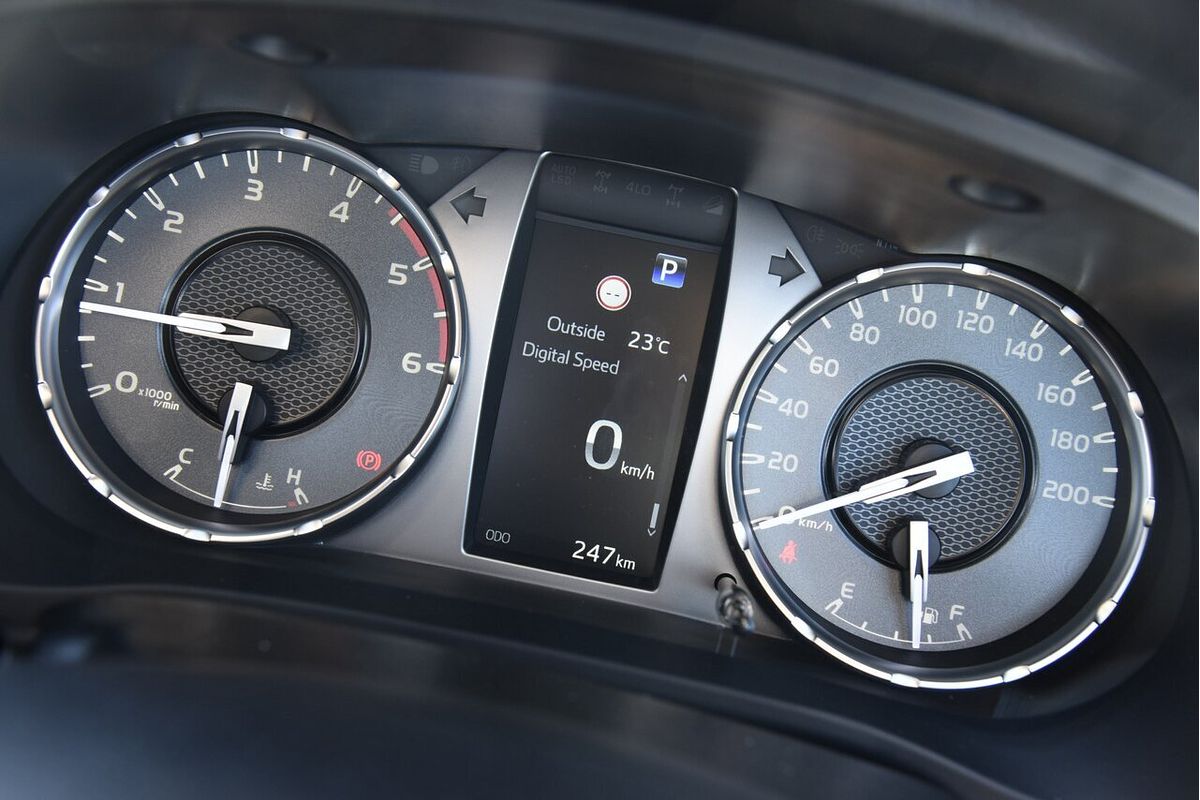 2024 Toyota Hilux SR GUN126R 4X4