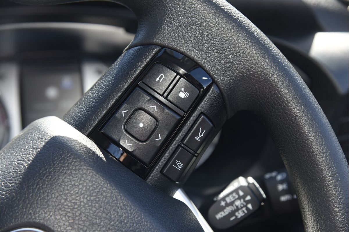 2024 Toyota Hilux SR GUN126R 4X4