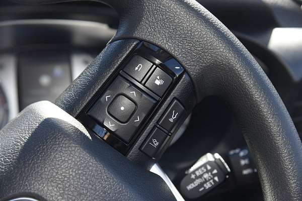 2024 Toyota Hilux SR GUN126R 4X4