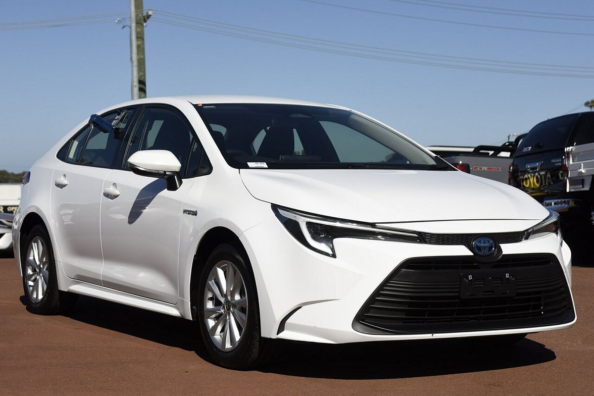 2022 Toyota Corolla Ascent Sport Hybrid ZWE211R