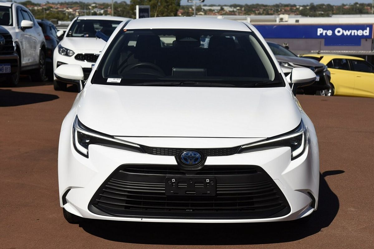 2022 Toyota Corolla Ascent Sport Hybrid ZWE211R