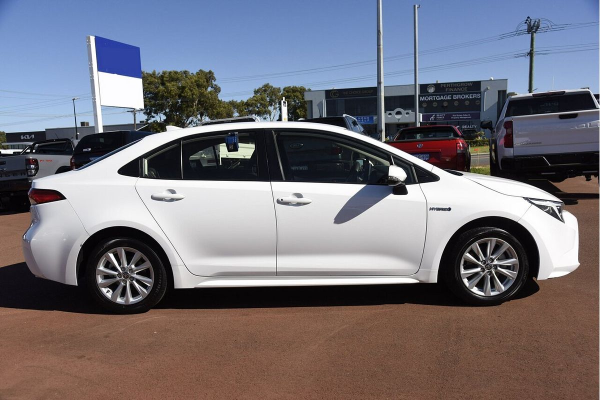2022 Toyota Corolla Ascent Sport Hybrid ZWE211R