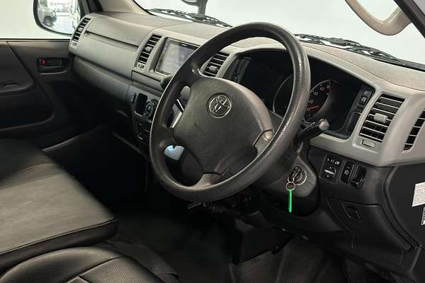 2011 Toyota Hiace 4WD High Roof KDH206