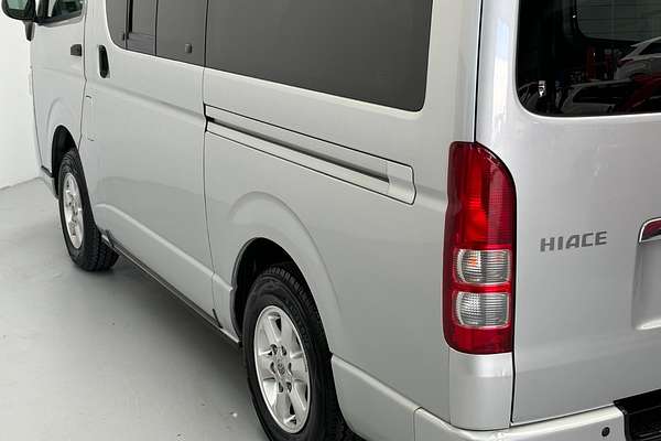2011 Toyota Hiace 4WD High Roof KDH206