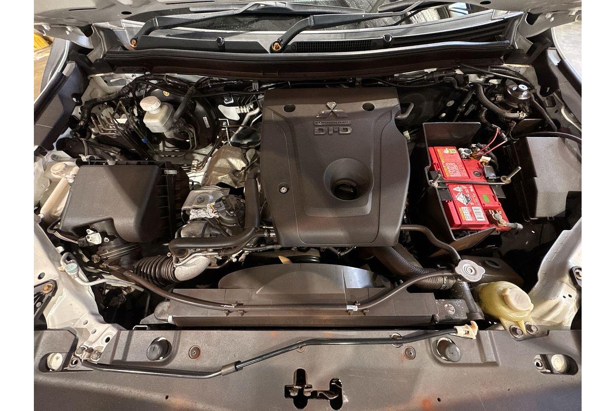 2019 Mitsubishi Triton GLX+ MR 4X4