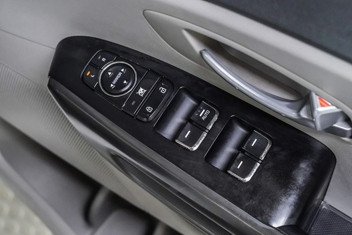 2020 Kia Carnival S YP