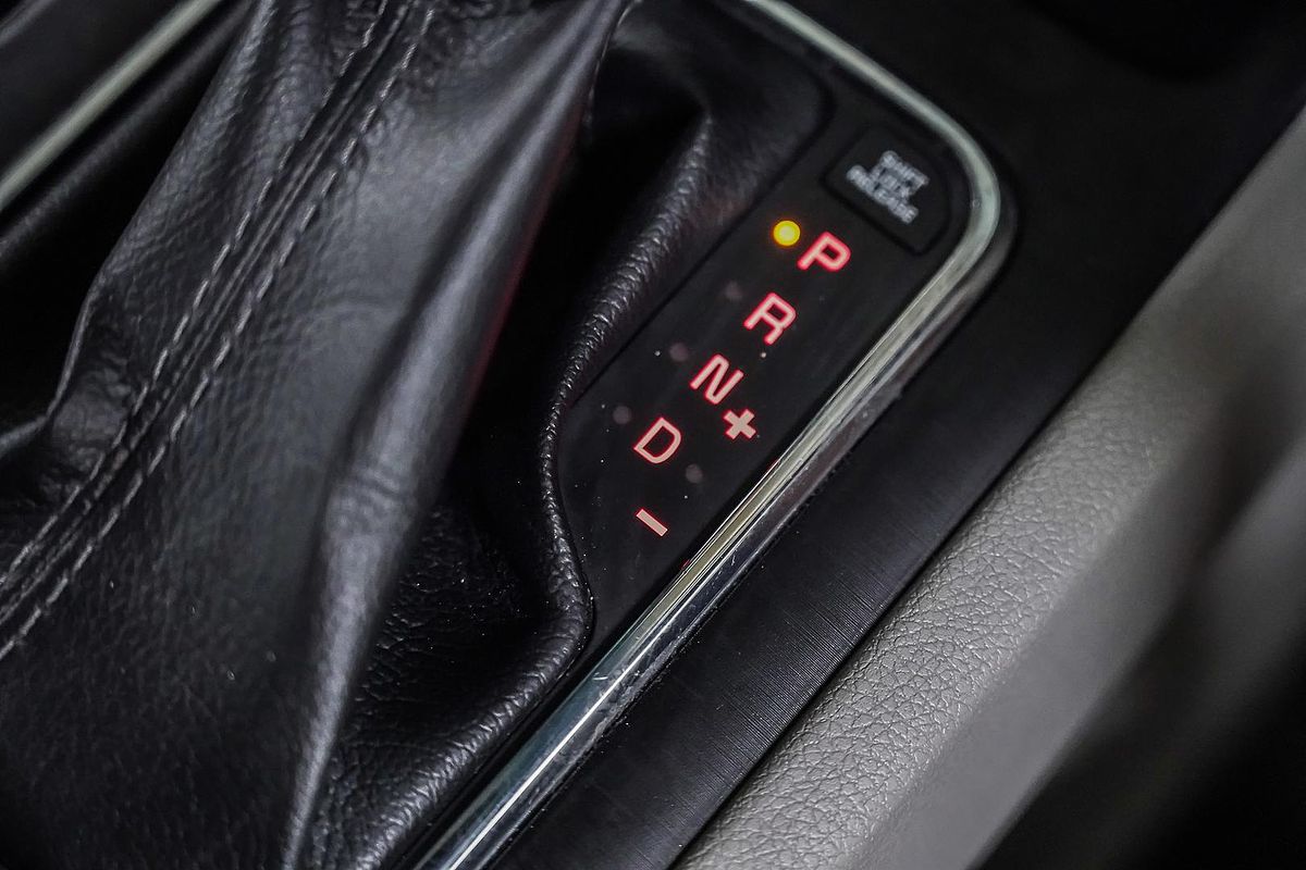 2020 Kia Carnival S YP