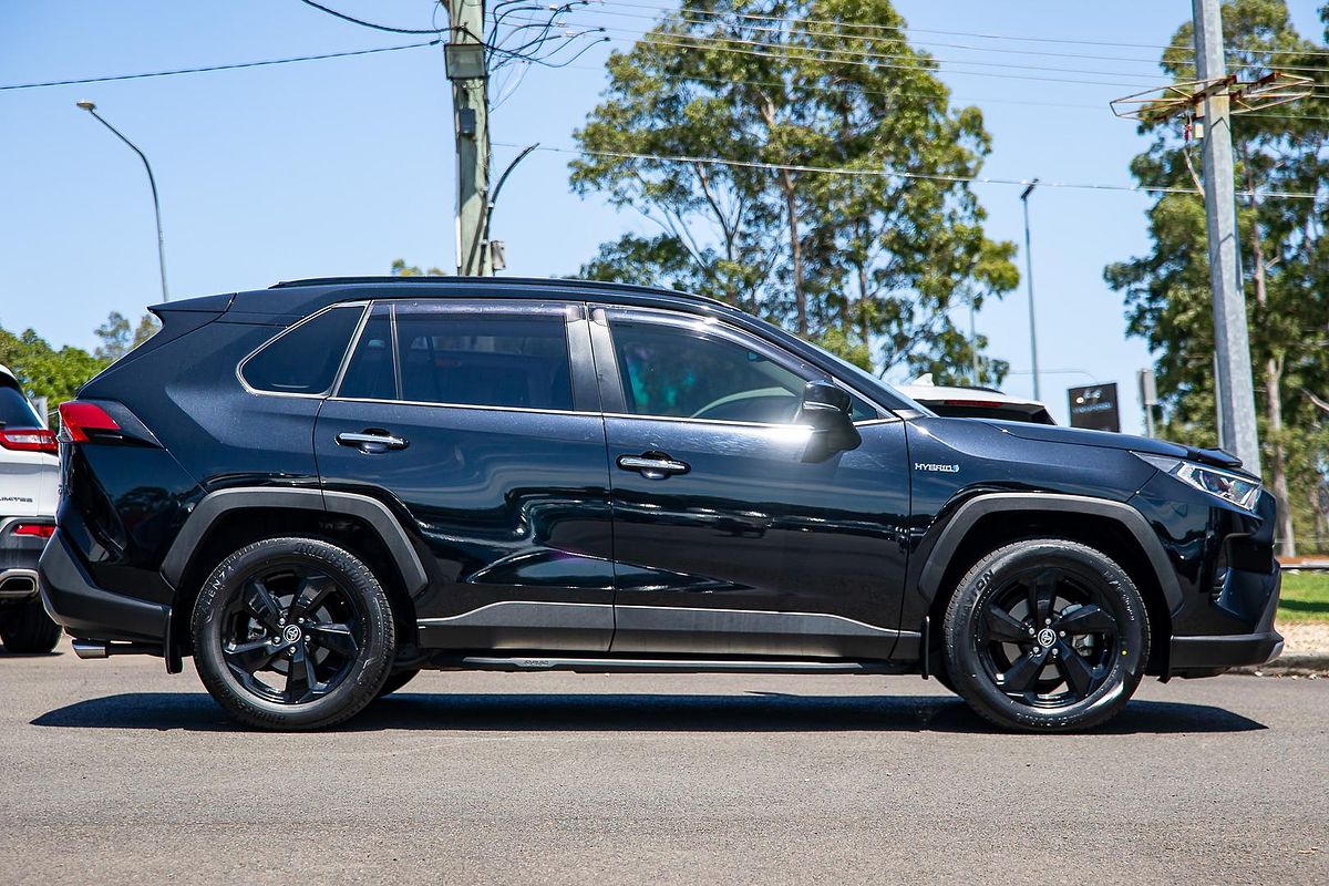 2020 Toyota RAV4 Cruiser AXAH54R