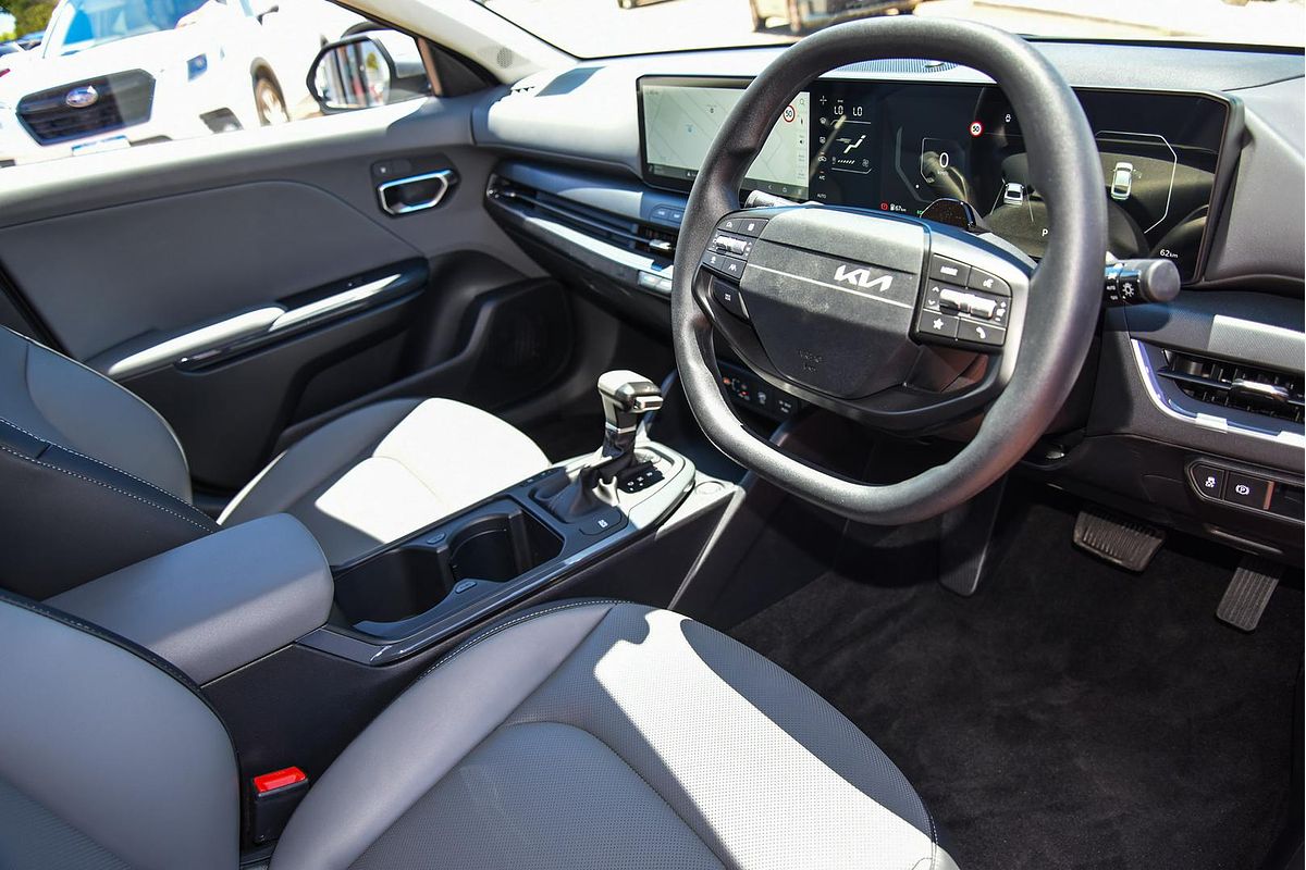 2025 Kia K4 Sport+ CL4m