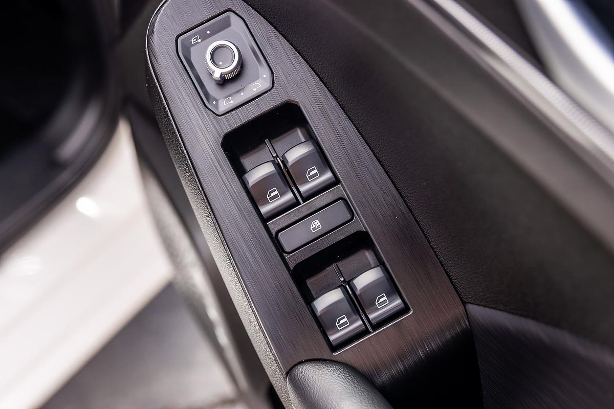 2023 GWM Haval Jolion Ultra Hybrid A01