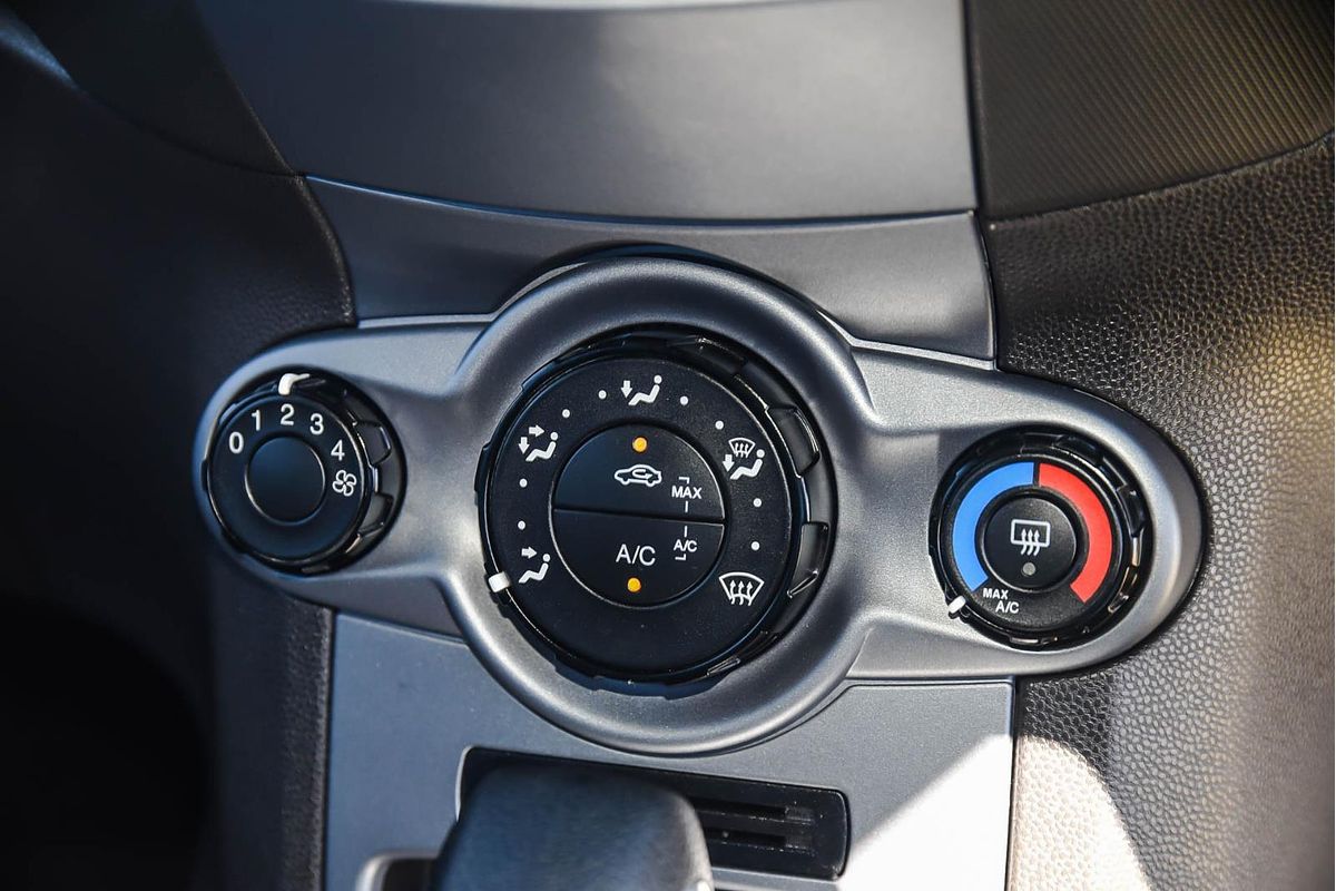 2015 Ford Fiesta Trend WZ