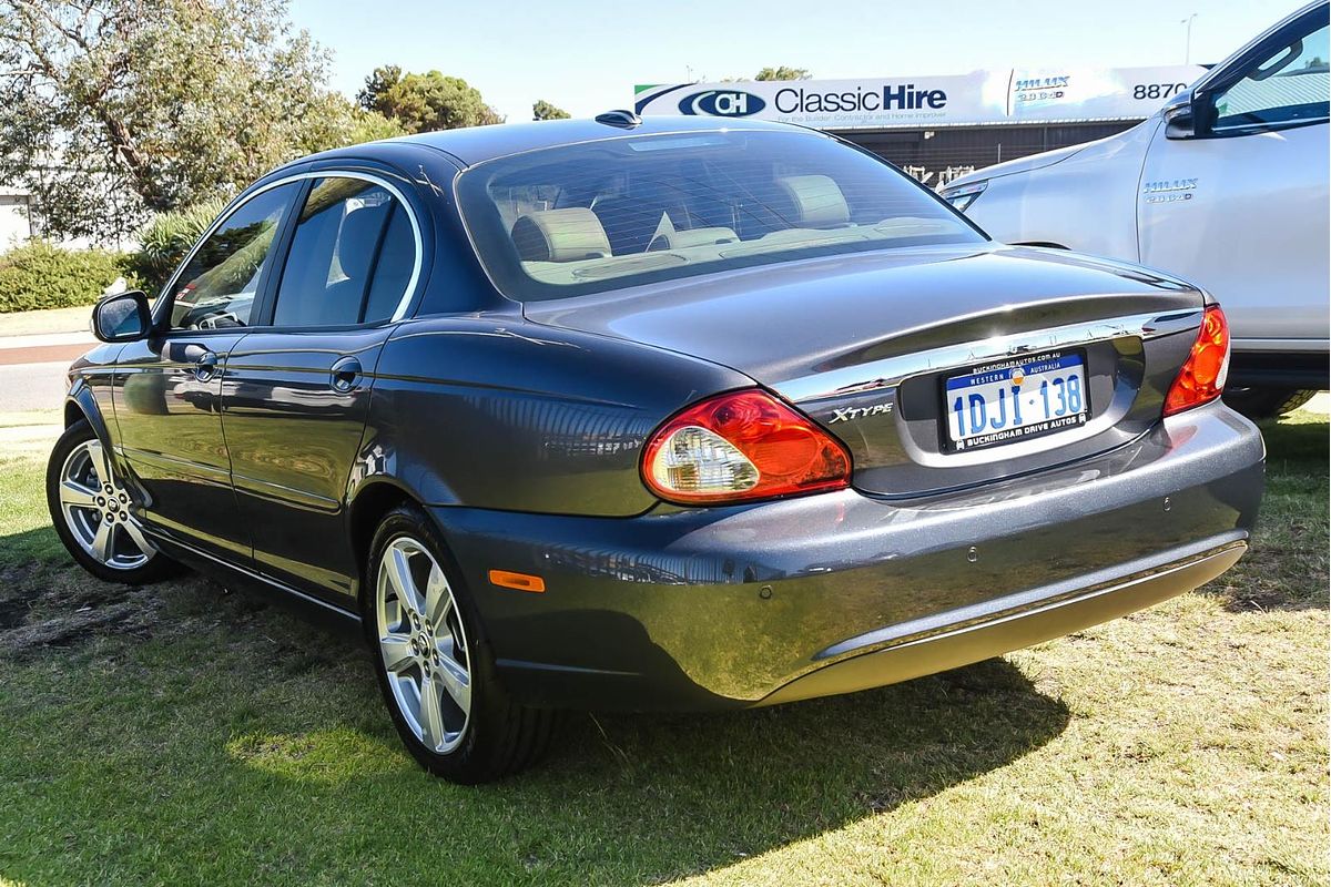 2010 Jaguar X-Type LE X400