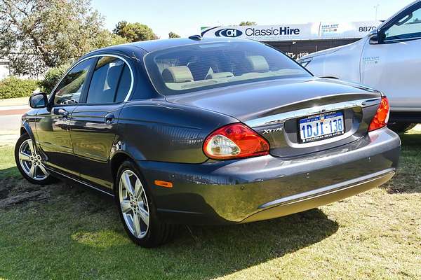 2010 Jaguar X-Type LE X400