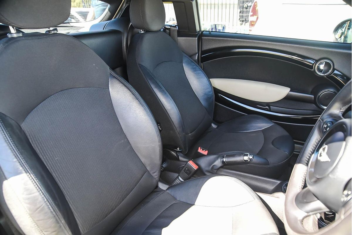 2012 MINI Coupe Cooper S R58